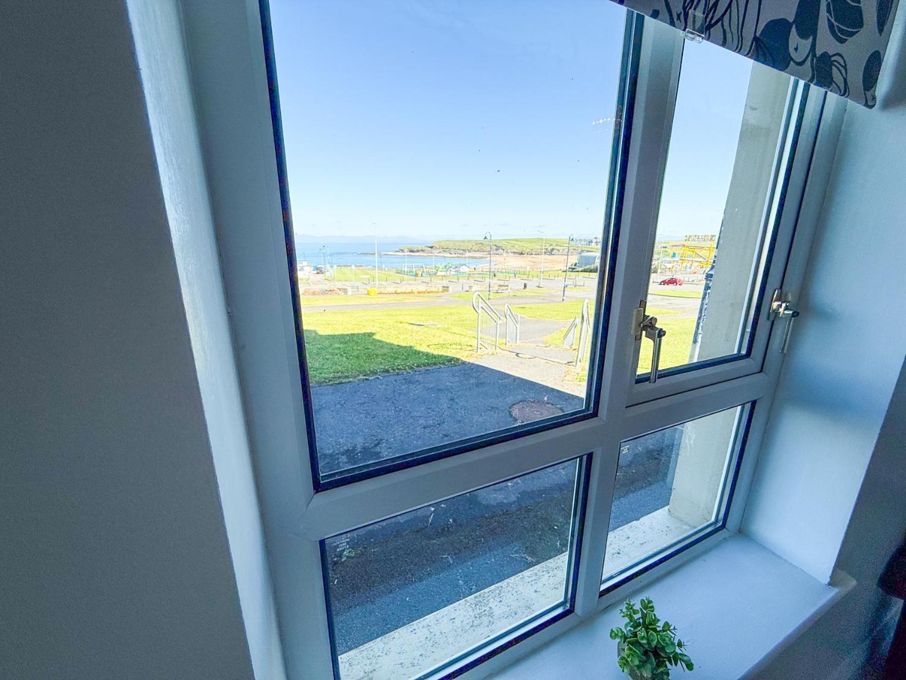 Peak View Apartment Main Beach Bundoran Exteriör bild